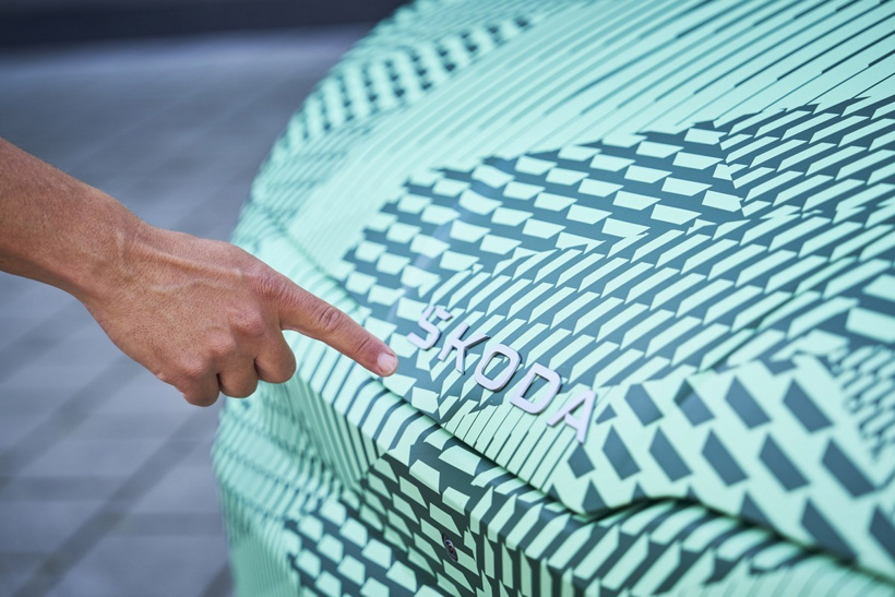 Skoda, kamuflajlı Elroq modelini gösterdi - Resim : 2