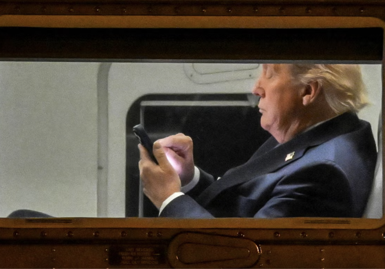 Trump’tan yapay zekâ destekli yeni arama motoru hamlesi! - Resim : 1